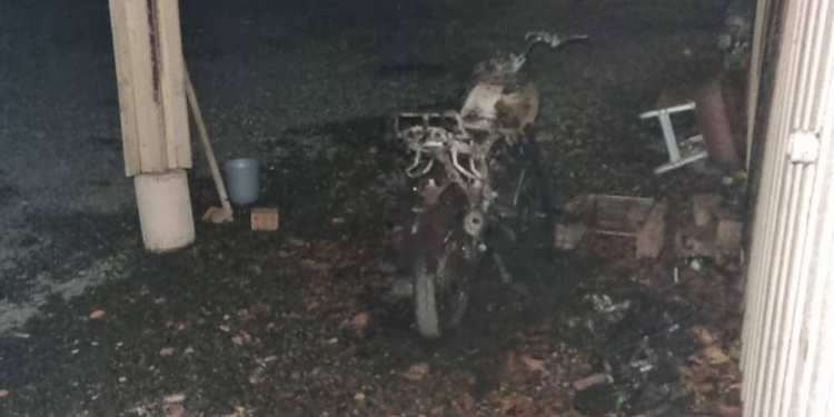 Incêndio atinge residência em Massaranduba
