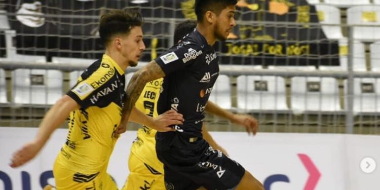 Jaraguá Futsal empata e está classificado para as oitavas de final da Copa do Brasil
