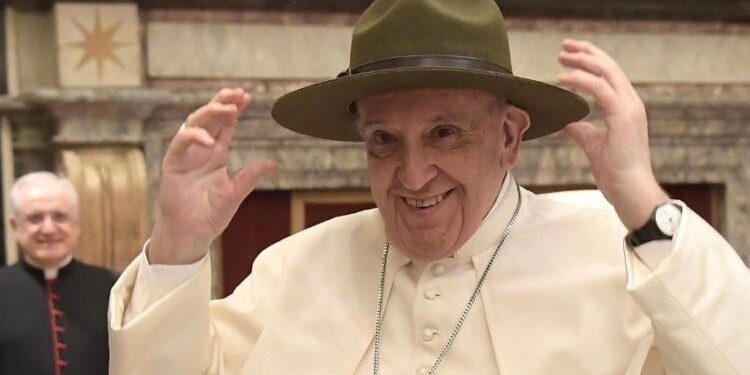 Papa Francisco faz piada sobre brasileiros