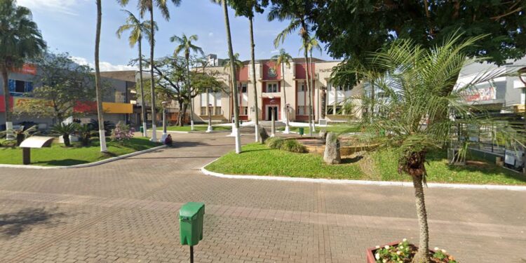 Lixo eletrônico pode ser descartado na Praça Ângelo Piazera, em Jaraguá do Sul, neste sábado (15)