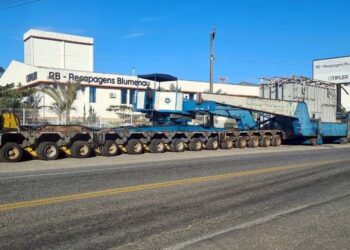 Escolta de transformador causará lentidão nas BRs 470 e 101