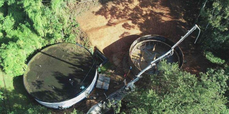 Novo reservatório de água em Guaramirim começa a ser concretado