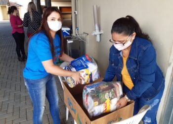 Campanha Guaramirim Solidária arrecada doações de alimentos na vacinação contra a covid