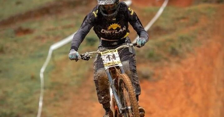 Jaraguá do Sul é destaque em etapa do Catarinense de Downhill