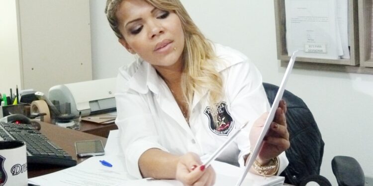 Tribunal de Justiça mantém sentença que determina prisão de ex-delegada jaraguaense