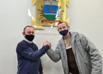 Troca de cadeiras na Câmara de Vereadores de Guaramirim