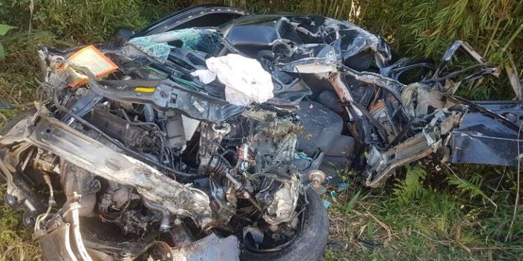 Motorista morre após colisão com caminhão na BR-280