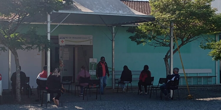 Triagem da Covid-19 terá plantão neste sábado (12) em Schroeder