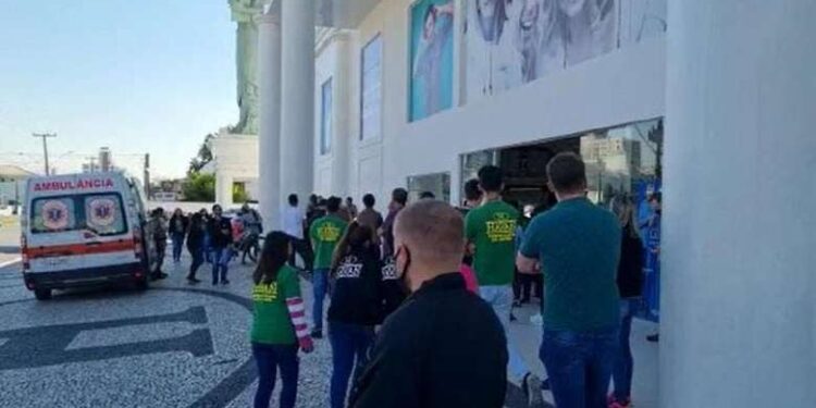Ladrões invadem e tentam assaltar cofre de loja de departamentos em Joinville
