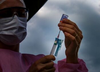 Ritmo de vacinação sobe 75% em uma semana em Santa Catarina