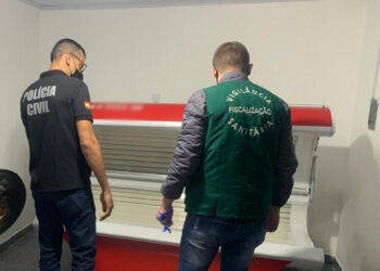 Clínica de bronzeamento que aplicava radiação ultravioleta é interditada em Jaraguá do Sul