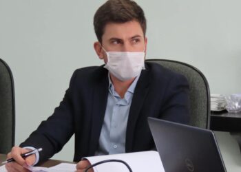 Luiz Alves recebe governador Carlos Moisés