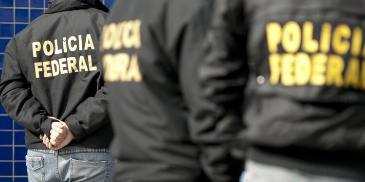 Polícia Federal realiza operação “Shipping Box” em Jaraguá do Sul e Joinville