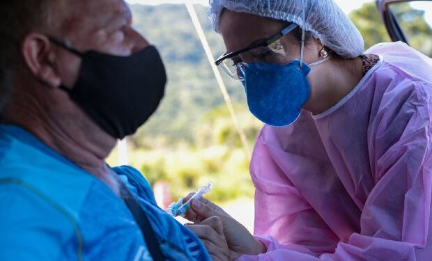 Santa Catarina supera a marca de 3 milhões de doses aplicadas de vacina contra a Covid-19
