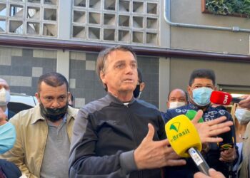 Presidente Jair Bolsonaro recebe alta