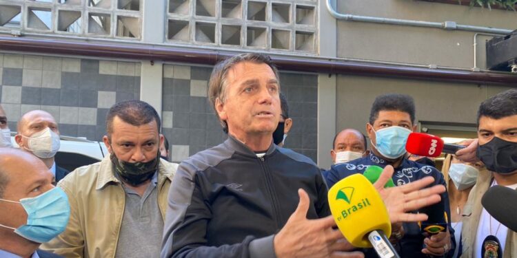 Presidente Jair Bolsonaro recebe alta