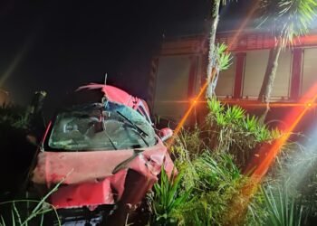 Motorista fica ferido após saída de pista na BR-280