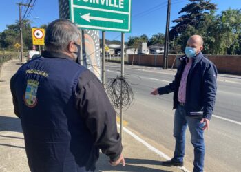 Celesc é multada em mais R$ 1 milhão por fios soltos nas vias, em Jaraguá do Sul