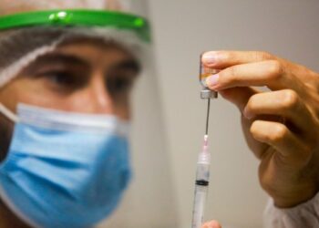 Com o avanço da vacinação em SC, óbitos de idosos por Covid-19 têm redução de 75%