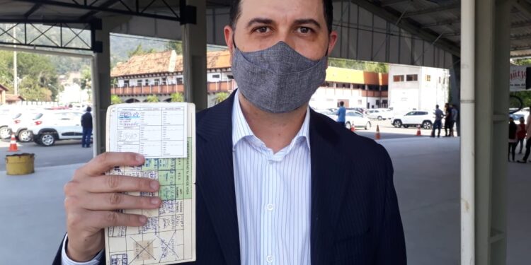 Jaraguaenses comentam sobre experiência da vacinação contra o coronavírus: “sentimento de alívio”