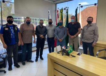 Prefeitos de Schroeder e de Guaramirim acertam detalhes sobre a obra da rua Rio de Janeiro