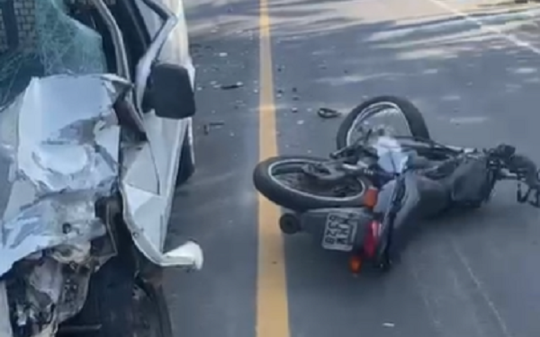 Vídeo: Motociclista fica gravemente ferido em acidente em Jaraguá do Sul