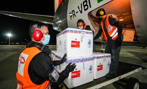 Santa Catarina recebe mais 316 mil doses da vacina contra a Covid-19