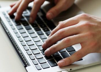 Dois homens brigam após comentários em redes sociais em Guaramirim