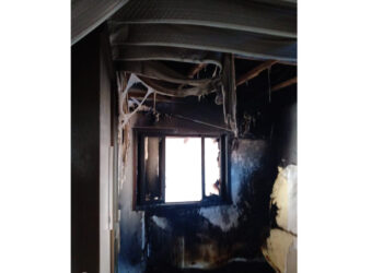 Casa pega fogo em Guaramirim