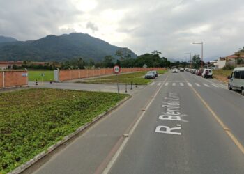 Trânsito será alterado em rua em frente à WEG