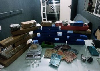 Abordagem resulta em apreensão de 15 kg de maconha em Guaramirim e Joinville