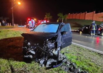 Colisão entre carros é registrada em Jaraguá do Sul
