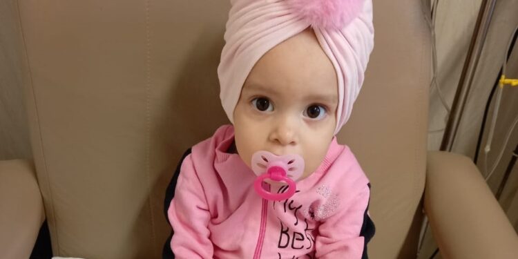 Família prepara eventos para ajudar bebê de Massaranduba com Leucemia