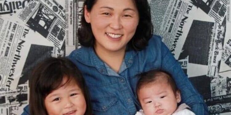 Professora Lucia Nishigawa é homenageada e nomeará laboratório de escola jaraguaense