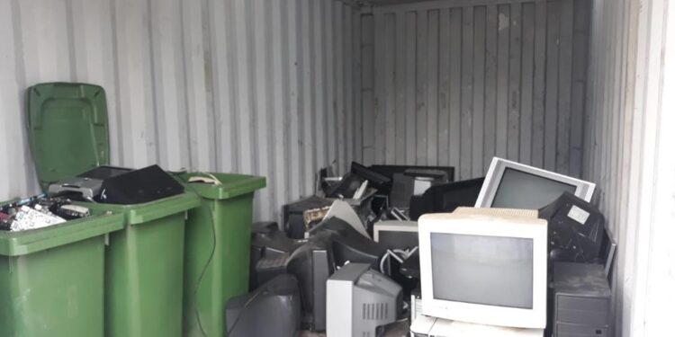 PEV é o ponto que mais arrecadou resíduos eletrônicos em 2020 em Jaraguá do Sul