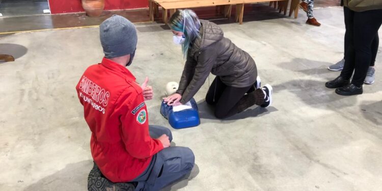 Profissionais da Educação ressaltam importância do curso de primeiros socorros em Schroeder