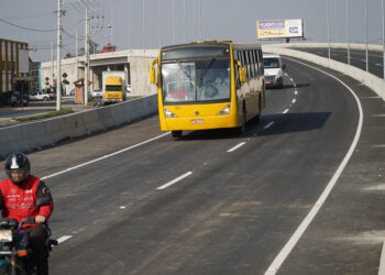 Governo do Estado libera tráfego de veículos no novo elevado da BR-280, em Guaramirim