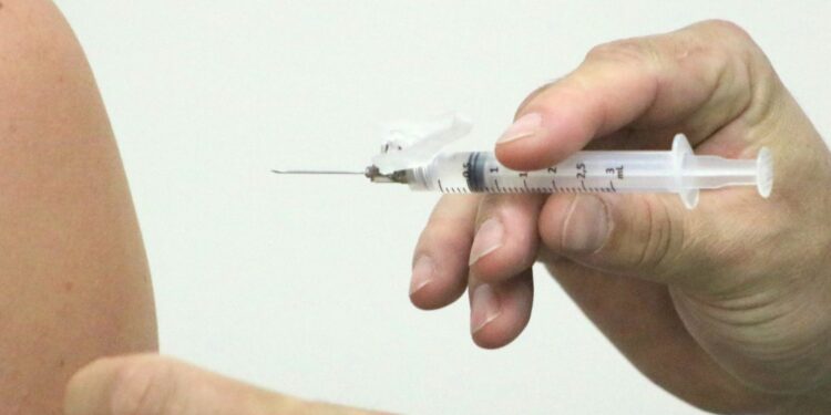 Saúde de Jaraguá do Sul chama a atenção dos atrasados com a D2 contra a covid-19