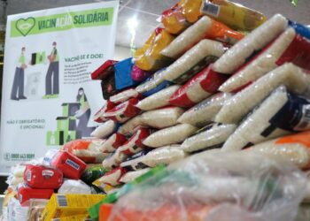 VacinAção Soliária: 800 quilos de alimentos são repassados a entidades jaraguaenses