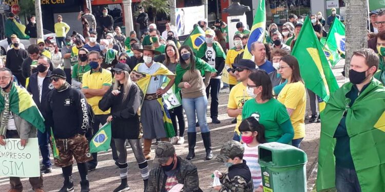 Manifestação pelo voto auditável é realizada em Jaraguá do Sul
