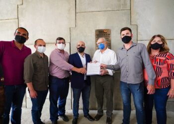 Pavimentação da SC-414 é pauta durante entrega do viaduto, em Guaramirim