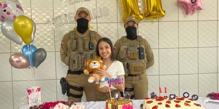 Policiais de Jaraguá do Sul e Guaramirim participam de festa de aniversário de crianças