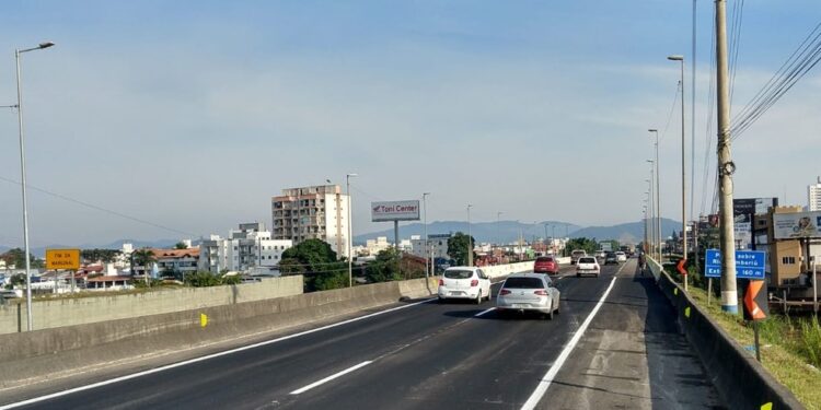 Mais de 40 radares de velocidade serão instalados na BR-101