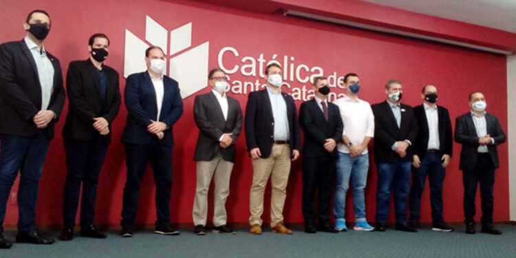 Católica SC sedia apresentação da ON, Plataforma das Instituições Comunitárias do Sistema Acafe