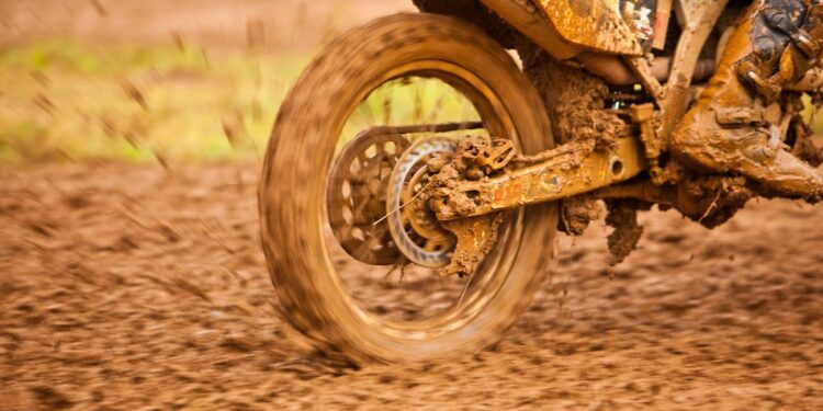 Trilheiro tem moto apreendida após denúncia de perturbação em Guaramirim