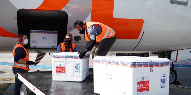 [Vacinação] SC mantém projeção de vacinar toda a população adulta até o fim de agosto