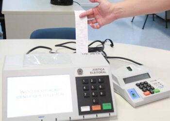 Voto impresso é rejeitado na Comissão Especial