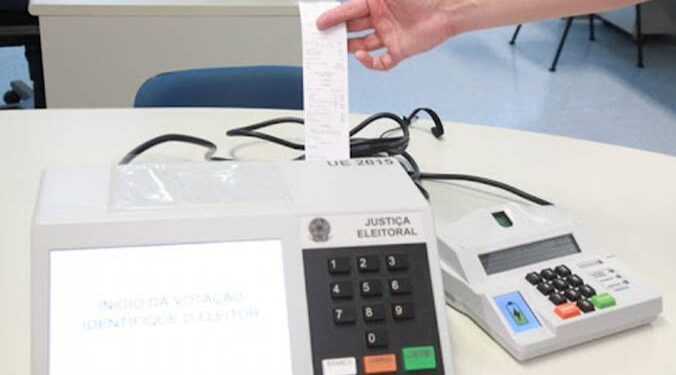 Voto impresso é rejeitado na Comissão Especial