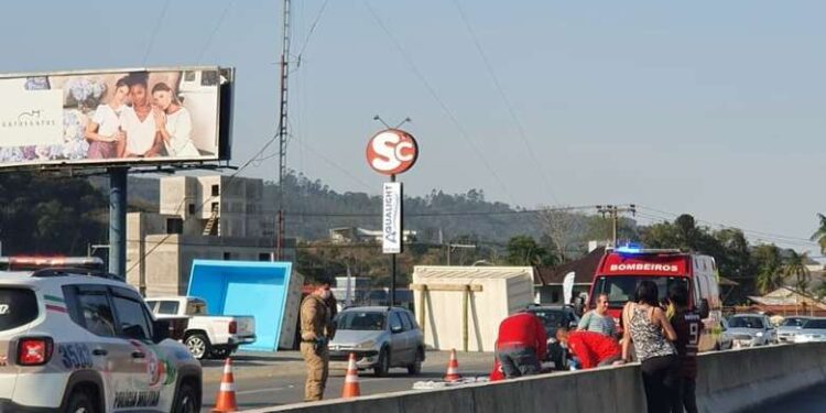 Idoso sofre lesões no rosto após atropelamento na BR-280, em Guaramirim