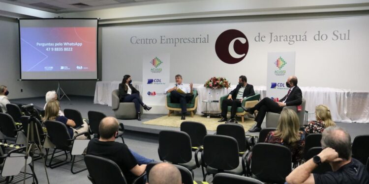 Palestra em Jaraguá do Sul debate parcerias público privada no setor de infraestrutura